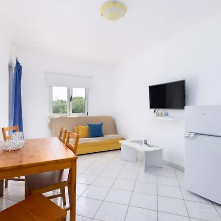 Olivo 2 - A2 Fix 1 Apartman Tar-Vabriga