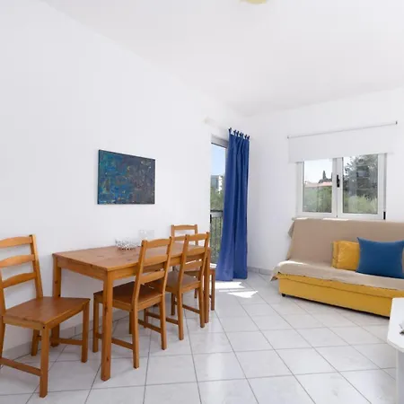 Olivo 2 - A2 Fix 1 Apartman Tar-Vabriga